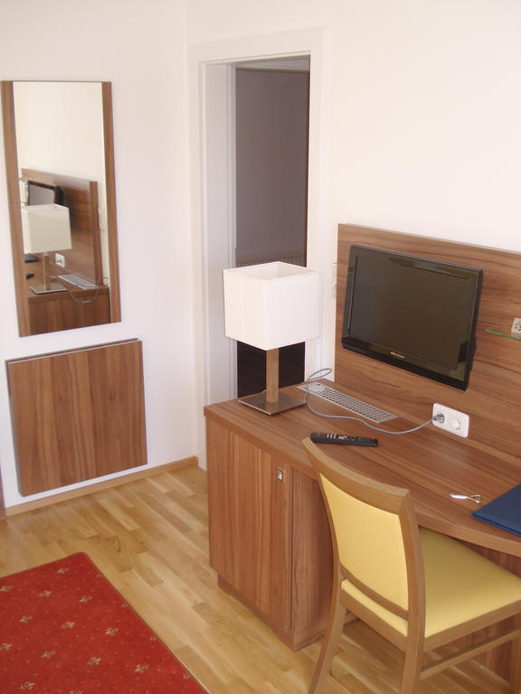 Hotel Almtalerhof Traun Rom bilde