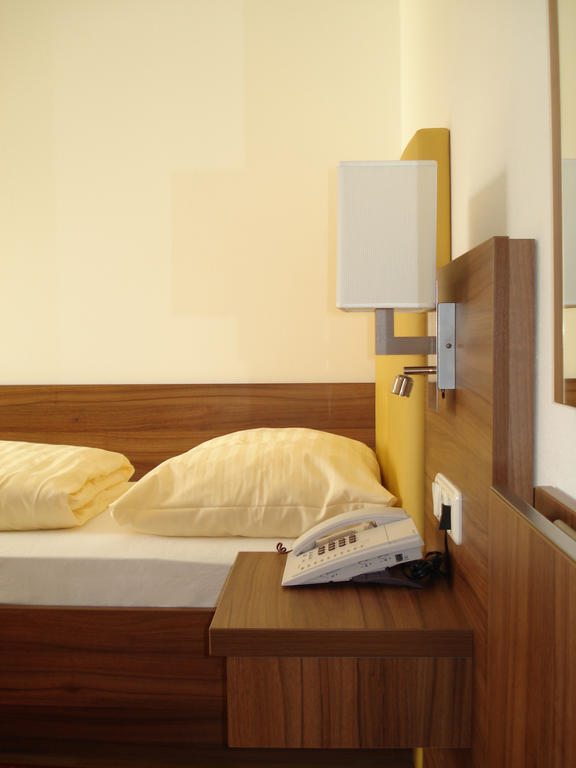 Hotel Almtalerhof Traun Rom bilde